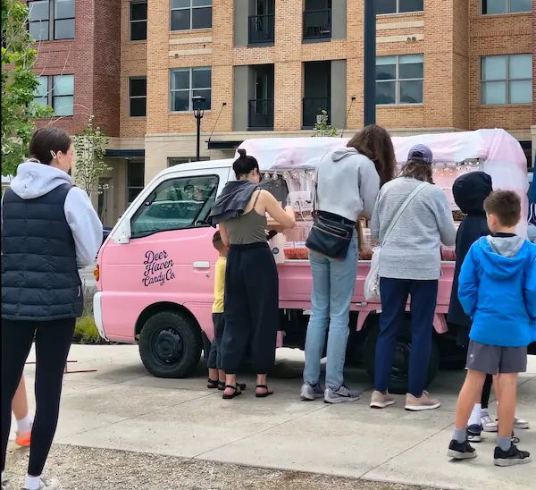 Deer Haven Candy Co. Swedish candy truck serving events in Utah County and Salt Lake County